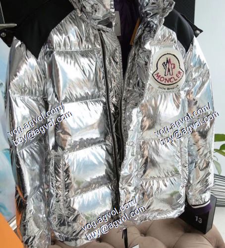 MONCLER 最高にCOOL秋冬新作 2020年秋冬に欠かせない モンクレールブランド 偽物 通販 ダウンジャケット2色可選 秋めいてくるとシックな着こなし