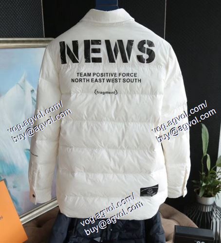 MONCLER 幅広いスタイルにコーディネート モンクレール偽物ブランド【最新】2020年秋冬のトレンド速報 目を引く ダウンジャケット