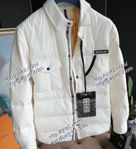MONCLER 幅広いスタイルにコーディネート モンクレール偽物ブランド【最新】2020年秋冬のトレンド速報 目を引く ダウンジャケット
