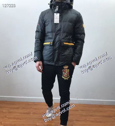 MONCLER モンクレールスーパーコピー 待ちに待った2020秋冬美品がついに登場 ダウンジャケット 3色可選 甘すぎない可愛さ秋冬コーデ