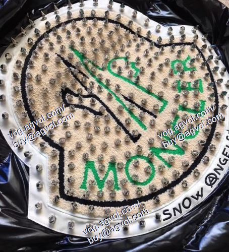 華やかな印象も与える好評品 MONCLERスーパーコピー 2020年秋冬人気新作の速報 今年注目すべき秋冬ファッション