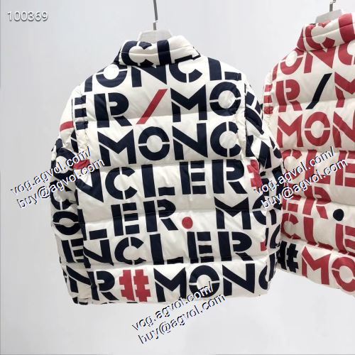 【2021|最新保存版】秋冬となった同様に大人気 ダウンブランド MONCLERスーパーコピー 激安 2色可選 ダウンジャケット 更にトレンドが急上昇中