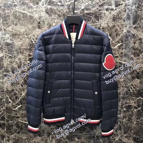 20/21AW 人気新品★超特価★ MONCLERブランドスーパーコピー ダウンジャケット メンズ 爽やかな心躍るコーディネート モンクレール 2色可選 秋冬によく似合う