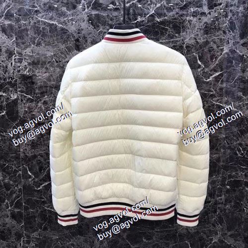 20/21AW 人気新品★超特価★ MONCLERブランドスーパーコピー ダウンジャケット メンズ 爽やかな心躍るコーディネート モンクレール 2色可選 秋冬によく似合う