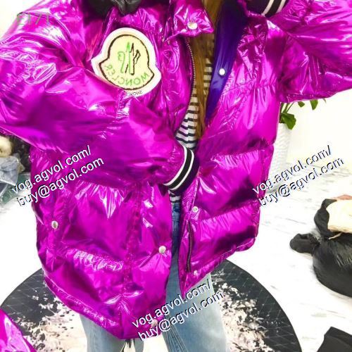 今年最新モデルを知ろう モンクレールコピー ブランド 軽量ダウンジャケット MONCLER 2020秋冬活躍人気定番新作 快適な着心地をキープ