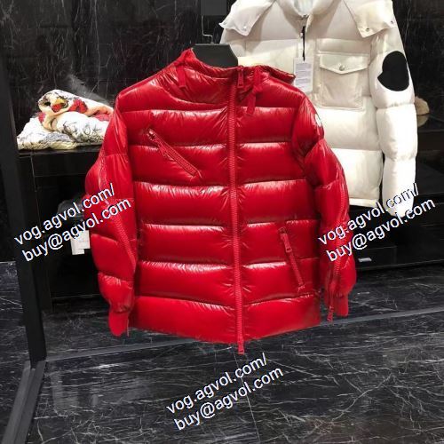 【2020秋冬トレンド】押さえておきたい MONCLER 2色可選 ダウンジャケット MONCLERスーパーコピー 激安 トレンドの主流