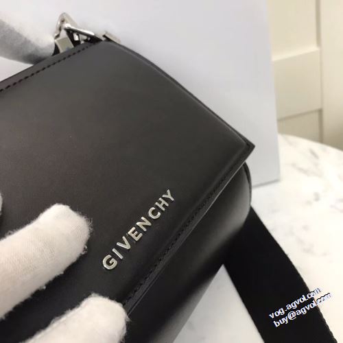 ジバンシー GIVENCHY 手持ち&ショルダー掛け バランスのいい大きさ 落ち着いた質感 ジバンシィ偽物ブランド 2022新作 収納力のよい