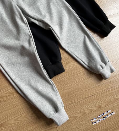 カナダグーススーパーコピー 早くも完売している 足長効果のある 2022新作 カナダグース Canada Goose スエットパンツ 最高のリラックス感 2色可選