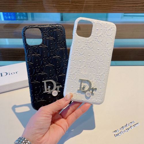 長く愛用できる ディオールスーパーコピー 優しい色合い シンプル☆シック 2022新作 ディオール DIOR スマートフォンケース 2色可選