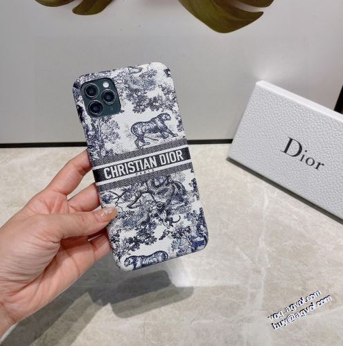 2色可選 シンプル☆シック 2022新作 ディオール DIOR スマートフォンケース ディオールブランド コピー 活用できるアイテム 長く愛用できる