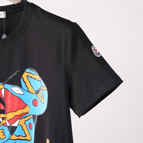 2色可選 高品質 海外セレブ愛用 大花プリント 2022新作 ラウンドネック 半袖Tシャツ 自然な肌触り モンクレールブランド コピー