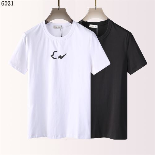 2色可選 ファション性の高い 半袖Tシャツ シンプル 2022新作 薄手 暖かみのある肌触り モンクレール偽物ブランド