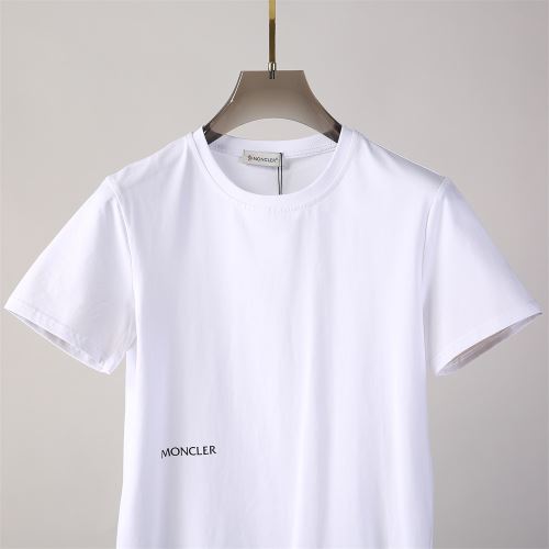 2022新作 数に限りがある 2色可選 半袖Tシャツ レジャー 吸汗速乾 通気性に優れた モンクレールスーパーコピー