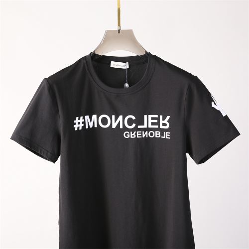 2022新作 お洒落に魅せる モンクレールブランド コピー ラウンドネック 半袖Tシャツ シンプル 着回し度抜群 2色可選