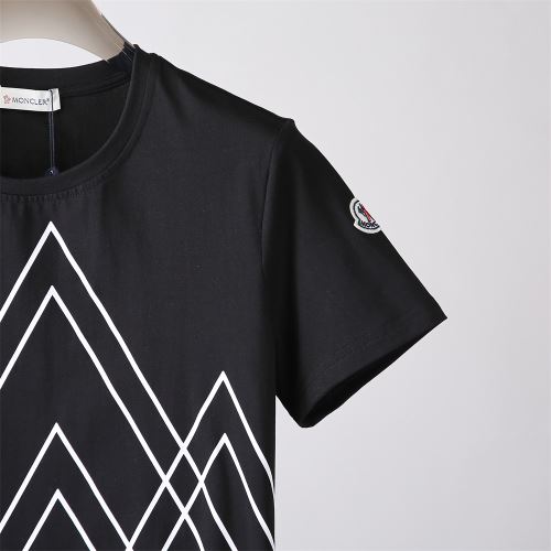 プリント 半袖Tシャツ モンクレールブランド 偽物 通販  2022新作 最安値に挑戦 2色可選 収縮性のある しわになりにくい