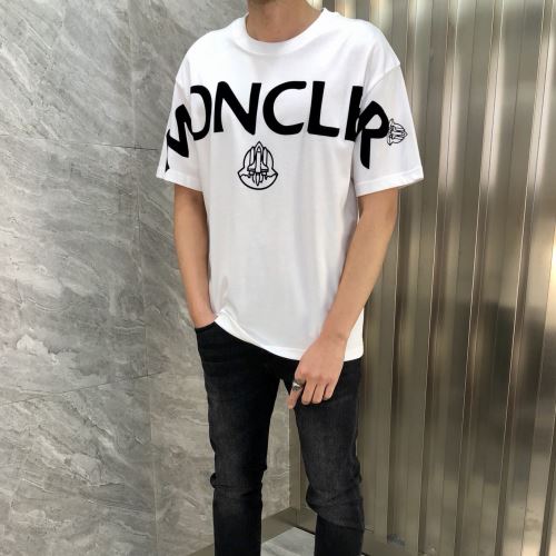 2022新作 通気性に優れた レジャー 半袖Tシャツ モンクレール偽物ブランド 耐久性のある 使い勝手抜群 2色可選
