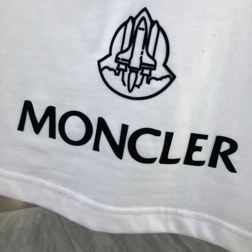 2022新作 通気性に優れた レジャー 半袖Tシャツ モンクレール偽物ブランド 耐久性のある 使い勝手抜群 2色可選