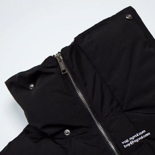 保温効果は抜群 ジバンシィ偽物ブランド 2022新作 ジバンシー GIVENCHY ベスト 日本未入荷モデル カジュアルに着こなせるデザイン