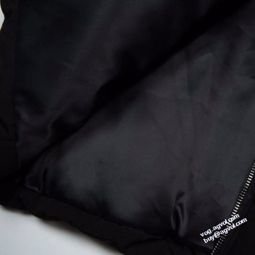 保温効果は抜群 ジバンシィ偽物ブランド 2022新作 ジバンシー GIVENCHY ベスト 日本未入荷モデル カジュアルに着こなせるデザイン