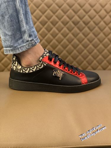 2色可選 風合いが出る ディオールブランド コピー 2022新作 ディオール DIOR フラットシューズ 足馴染みのいい リゾートスタイル 軽量 柔軟 