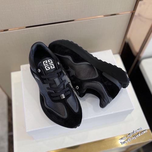 落ち着いた質感 2022新作 ジバンシー GIVENCHY スニーカー ジバンシィブランド コピー ファッション 人気 4色可選 ロードジョグ