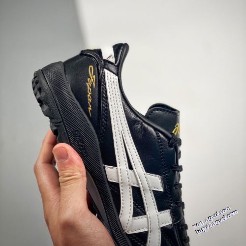 ロードジョグ 完成度の高い逸品 2022新作 ジバンシィスーパーコピー 激安 足馴染みのいい ジバンシー GIVENCHY スニーカー 2色可選