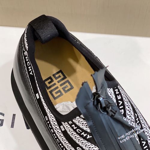 紐なし ジバンシィ偽物ブランド 優美なお出かけスタイル 大人の雰囲気抜群 2022新作 ジバンシー GIVENCHY シューズ