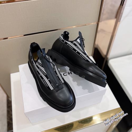 紐なし ジバンシィ偽物ブランド 優美なお出かけスタイル 大人の雰囲気抜群 2022新作 ジバンシー GIVENCHY シューズ