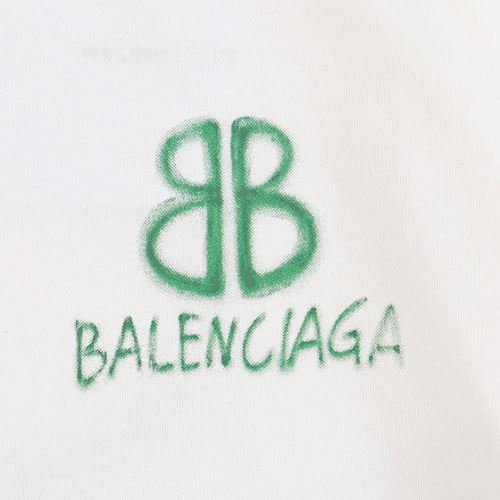 2色可選 日本未入荷モデル ラウンドネック 2022新作 スーパーコピー ブランド コピーBAL 半袖Tシャツ 自然な肌触り 好評でした