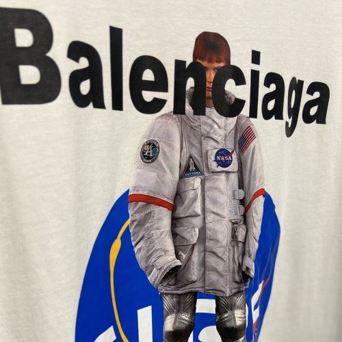頑丈な素材 2022新作 ブランド コピーBAL 半袖Tシャツ スーパーコピー 激安 ファション性の高い カッコいい印象を付ける