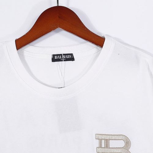 ランキング1位 バルマンスーパーコピー 2色可選 2022新作 バルマン BALMAIN 半袖Tシャツ 収縮性のある ラウンドネック