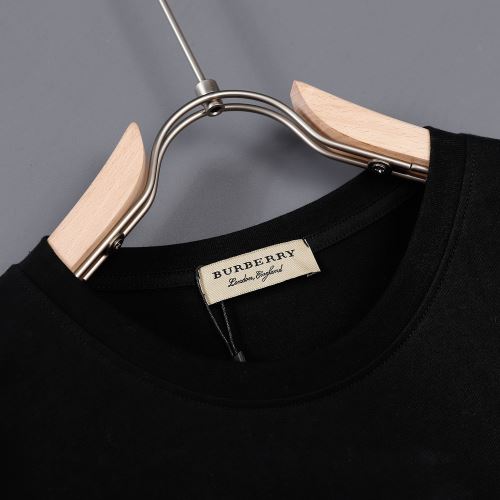 2022新作 バーバリー BURBERRY 半袖Tシャツ 流行に関係なく長年愛用できる バーバリーブランド コピー 柔らかな質感 柔らかい手触り 2色可選