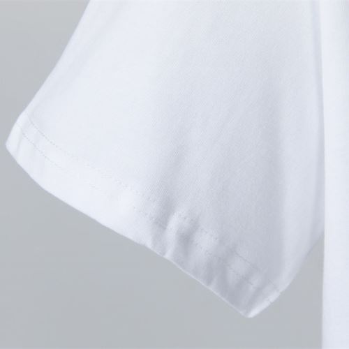 流行に関係なく長年愛用できる 2022新作 バーバリーコピー 半袖Tシャツ ブランド 魅力ファッション 2色可選 デザイン性の高い プリント