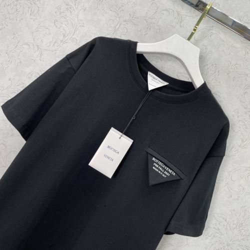 デザイン性の高い ブランド 偽物 通販 2022新作 コピー ブランド ブランド コピー 半袖Tシャツ 今一番HOTな新品 3色可選 頑丈な素材