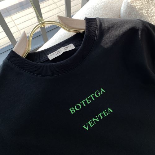 通気性に優れた スーパーコピー 激安 2022新作 コピー ブランド ブランド コピー 半袖Tシャツ 芸能人に愛用者続出 3色可選 柔らかい手触り
