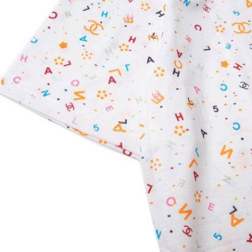 2022新作 ブランド コピーCH 半袖Tシャツ 柔らかい手触り ブランドコピー 完成度の高い逸品 クールビズ 好評でした