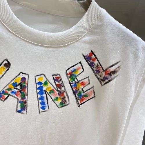 定番のアイテム 大人気 2022新作 ブランド コピーCH 半袖Tシャツ カッコいい印象を付ける スーパーコピー レジャー 2色可選