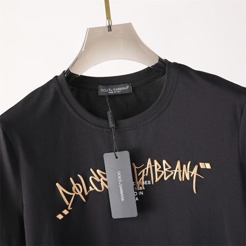 2022新作 2色可選 ドルチェ＆ガッバーナ 半袖Tシャツ 刺繍加工 Dolce&Gabbana お洒落に魅せる 吸汗性に優れ 希少価値大！ドルチェ&ガッバーナブランド コピー