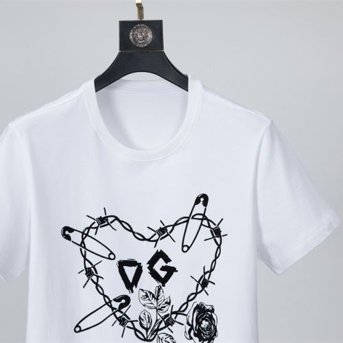 綿/コットン 2022新作 個性的 ドルチェ&ガッバーナスーパーコピー 半袖Tシャツ スタイリッシュな印象 2色可選 吸汗性に優れ ドルチェ＆ガッバーナ Dolce&Gabbana