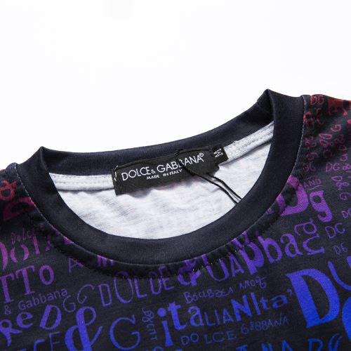 2022新作 ドルチェ＆ガッバーナ Dolce&Gabbana ラウンドネック 半袖Tシャツ プリント 収縮性のある 肌に密着 超目玉 ドルチェ&ガッバーナコピー ブランド