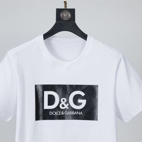 ラウンドネック 半袖Tシャツ 2022新作 ドルチェ&ガッバーナブランドコピー 落ち着いた感覚 2色可選 着心地満点 通気性に優れた