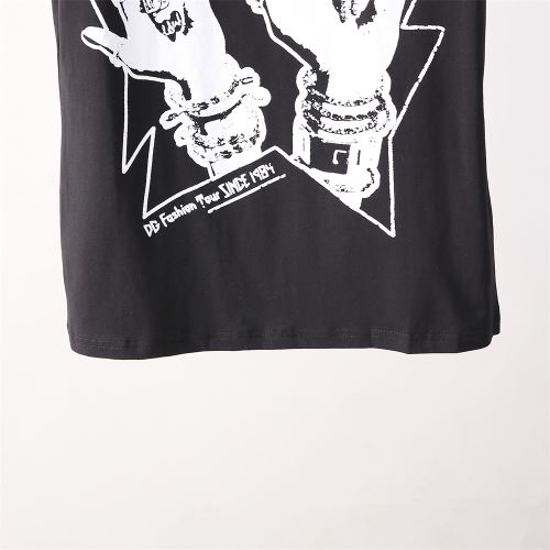 上品な輝きを放つ形 ドルチェ ガッバーナコピー ラウンドネック プリント 半袖Tシャツ 2022新作 2色可選 柔らかい手触り 自然な肌触り