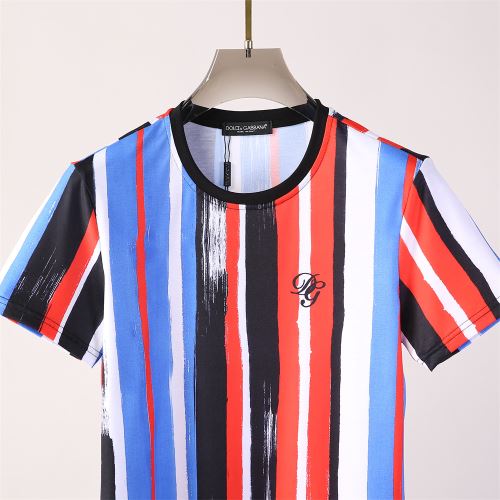 2022新作 ストライプ 半袖Tシャツ ドルチェ&ガッバーナスーパーコピー 魅力ファッション カラーラインナップ カジュアル