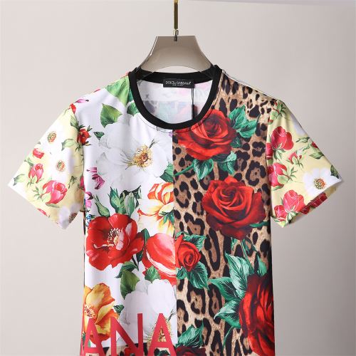個性的 プリント 半袖Tシャツ 2022新作 ドルチェ&ガッバーナブランドコピー 着心地満点 バリエーションに富む 柔らかい手触り