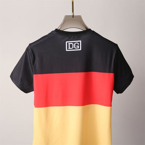 2022新作 ラウンドネック 半袖Tシャツ ドルチェ&ガッバーナスーパーコピー デザイン性の高い オリジナル 