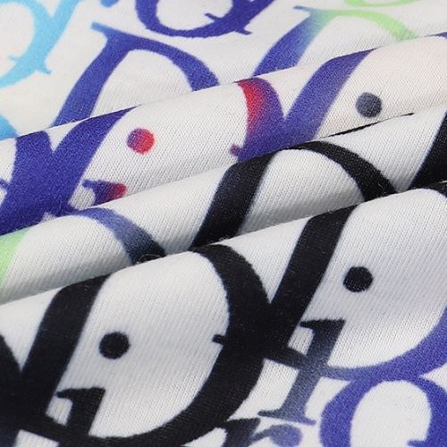 ラウンドネック 半袖Tシャツ ディオールコピー ブランド プリント ラックスした雰囲気 綿/コットン 吸汗速乾 綺麗に決まるフォルム！2022新作 ディオール DIOR