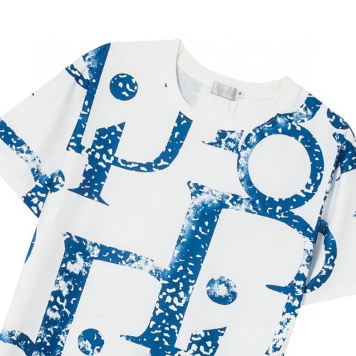 2022新作 ディオールブランド コピー 存在感のある 半袖Tシャツ 男女兼用 カジュアル 肌に密着 乾きやすい 2色可選