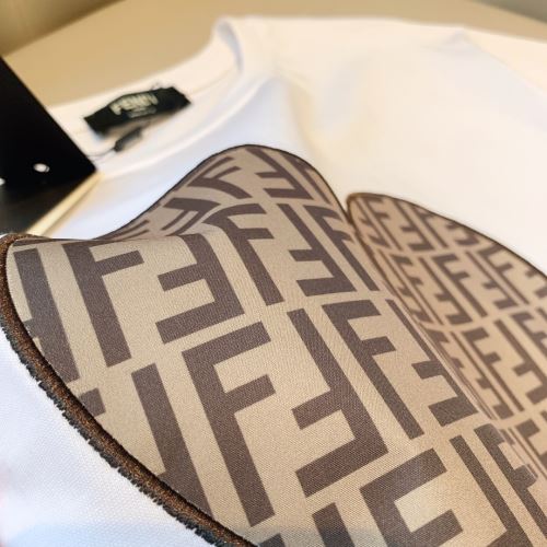 2022新作 2色可選 ラウンドネック 半袖Tシャツ デザイン性の高い プリント 着心地満点 フェンディスーパーコピー 激安 着回し度抜群
