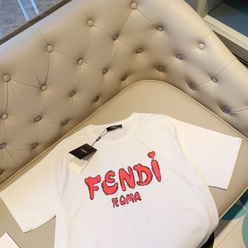 2022新作 半袖Tシャツ 先行販売 フェンディコピーブランド 男女兼用 レジャー 乾きやすい しわになりにくい 2色可選