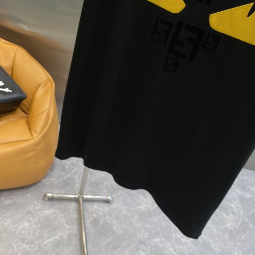豊富なサイズ 2色可選 フェンディスーパーコピー 2022新作 優しいフィット感 半袖Tシャツ 超目玉 プリント レジャー